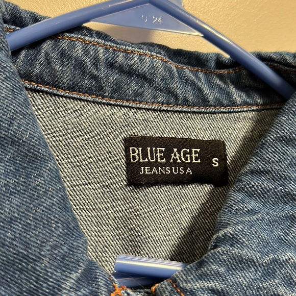 Denim jacket - Picture 2 of 4